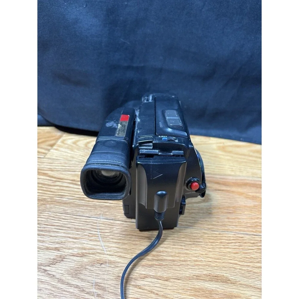 Sony Handycam Video 8 10x Zoom CCD-TR91 Camcorder w/ Charger Power Adapter Work